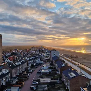& Sea View Apartment